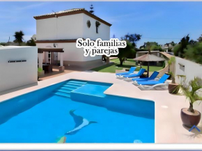 Villa Encantadora y Espaciosa Piscina Privada y Terraza Exclusivas para Familias